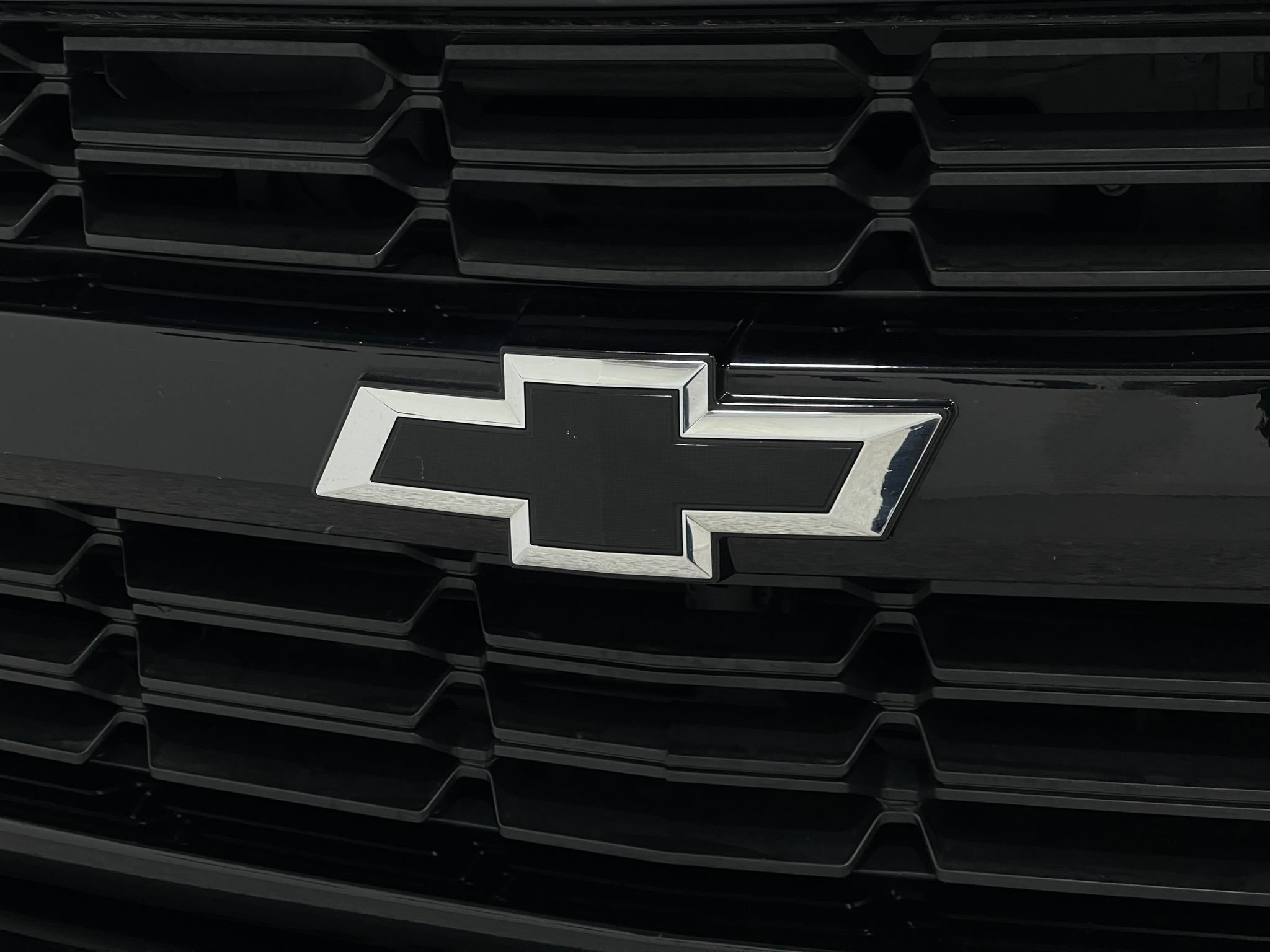 Used 2018 Chevrolet Silverado 1500 Custom w/ Custom Value Package AWD/4WD image 37