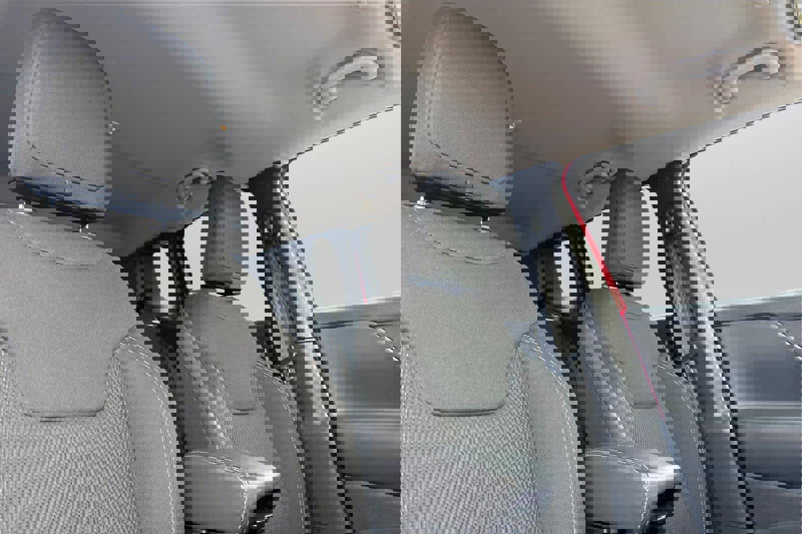 Used 2022 Jeep Renegade Latitude w/ Convenience Group image 17