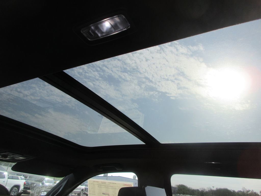 New 2026 GMC Yukon XL AT4 image 14