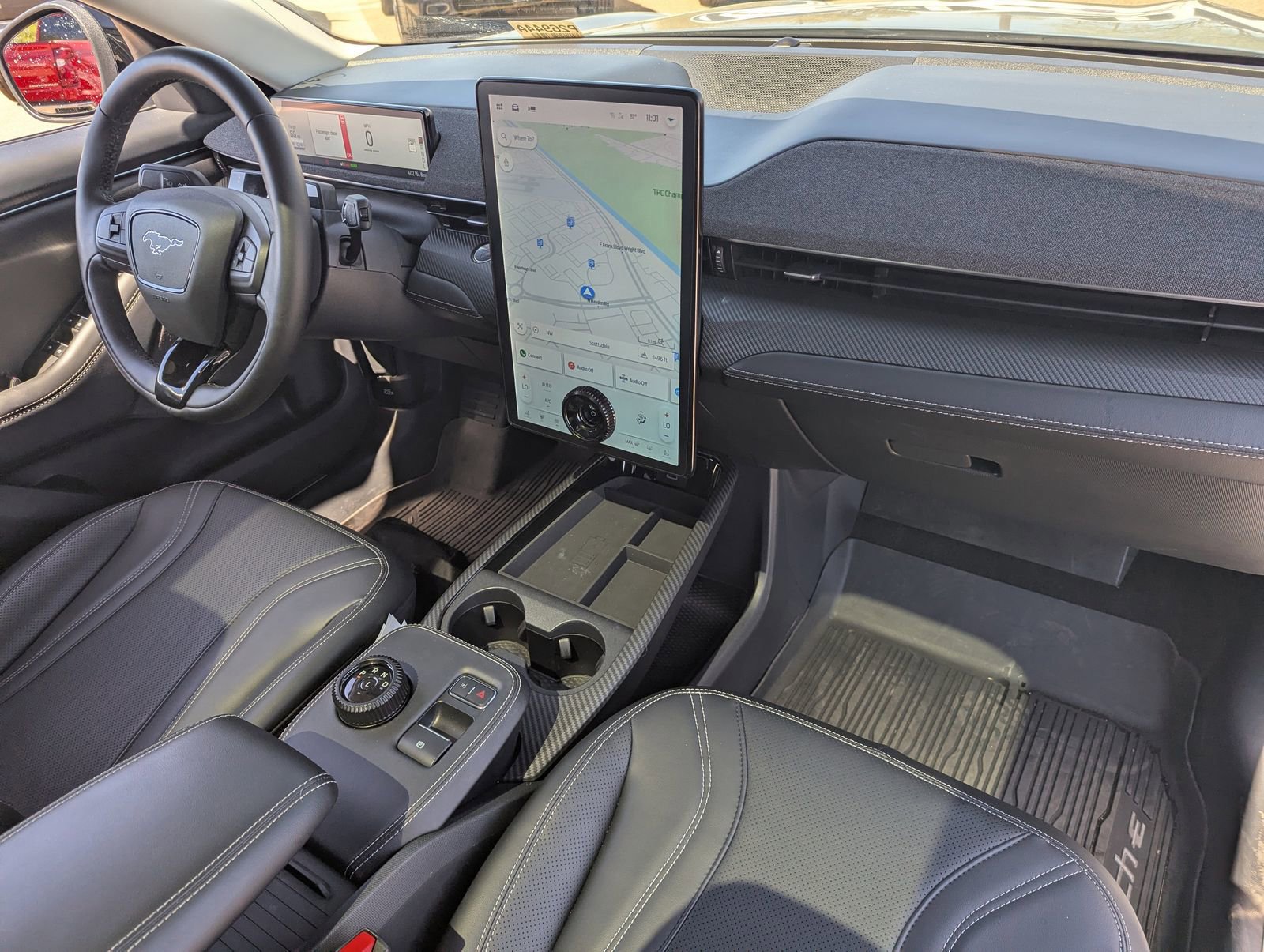 Used 2023 Ford Mustang Mach-E Premium image 13