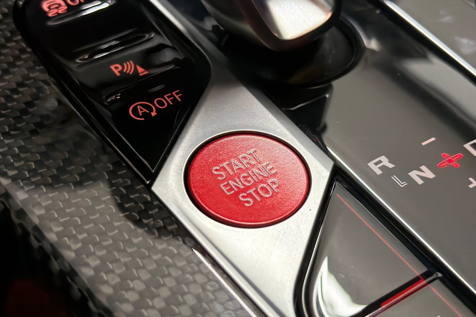 Used 2023 BMW M4 CSL image 28