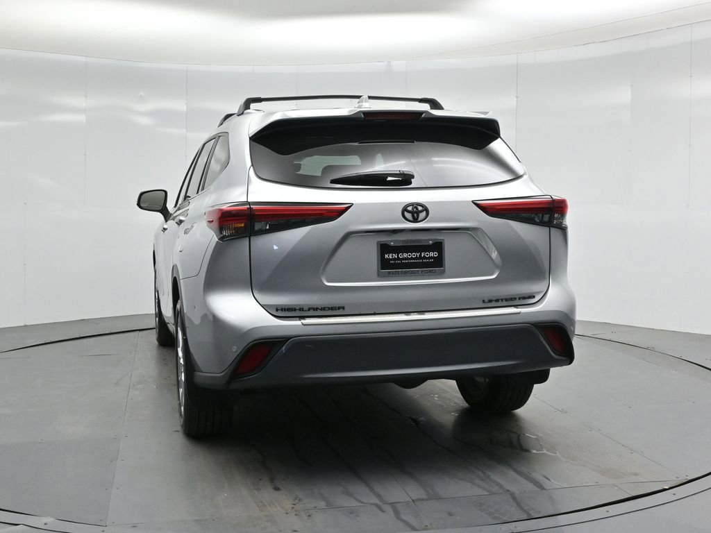 Used 2022 Toyota Highlander Limited image 27