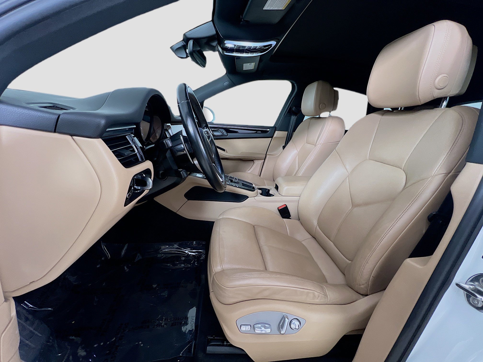 Used 2020 Porsche Macan S AWD/4WD image 22