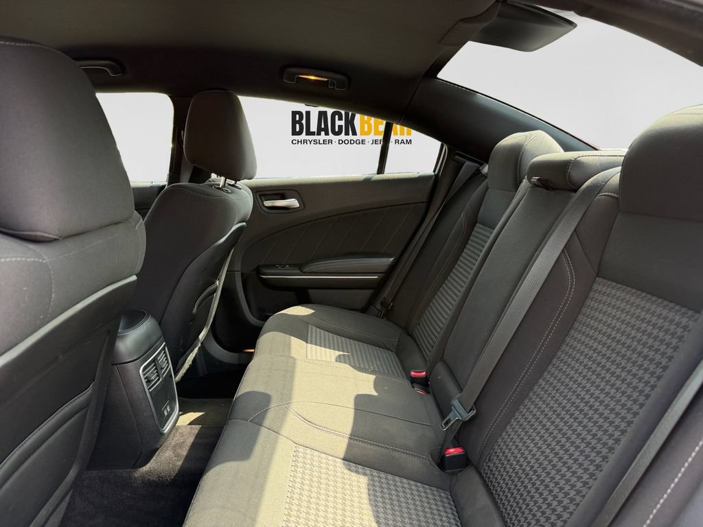 Used 2018 Dodge Charger GT AWD/4WD image 9