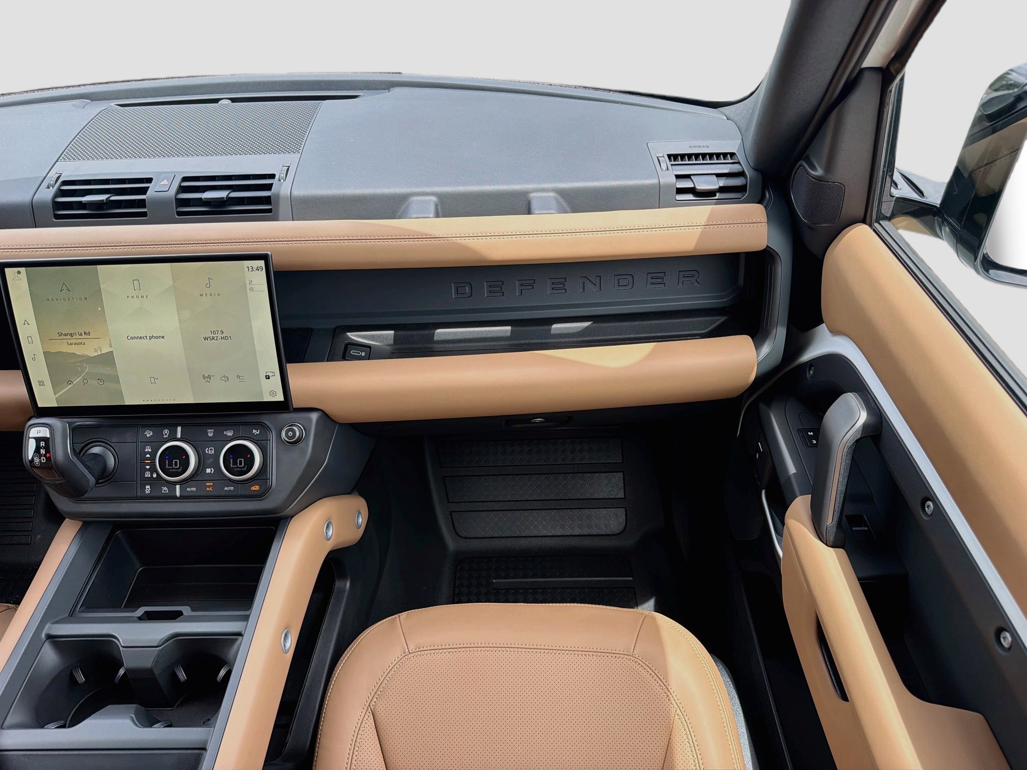 New 2026 Land Rover Defender 110 S AWD/4WD image 18