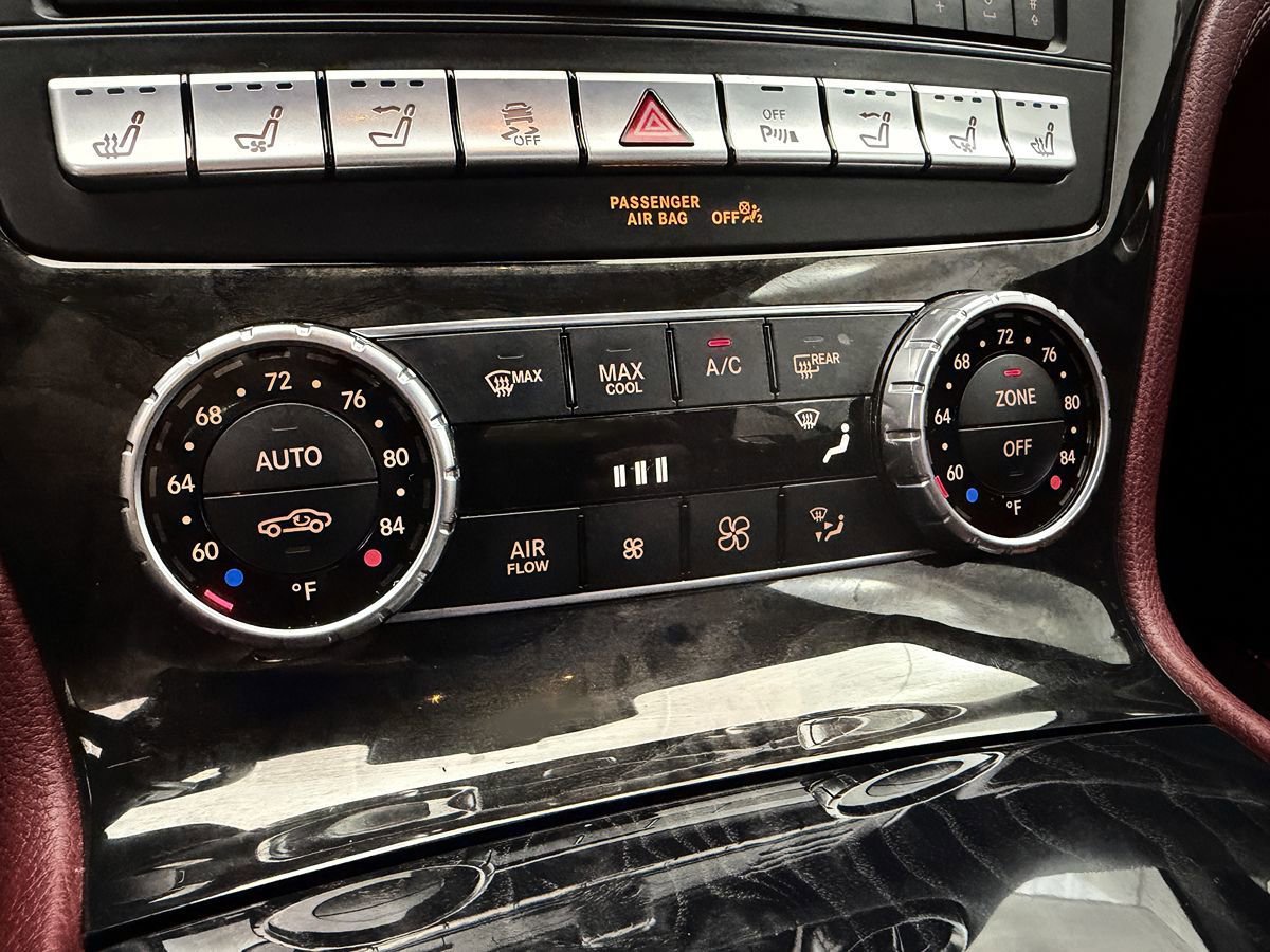 Used 2017 Mercedes-Benz SL 550 image 31