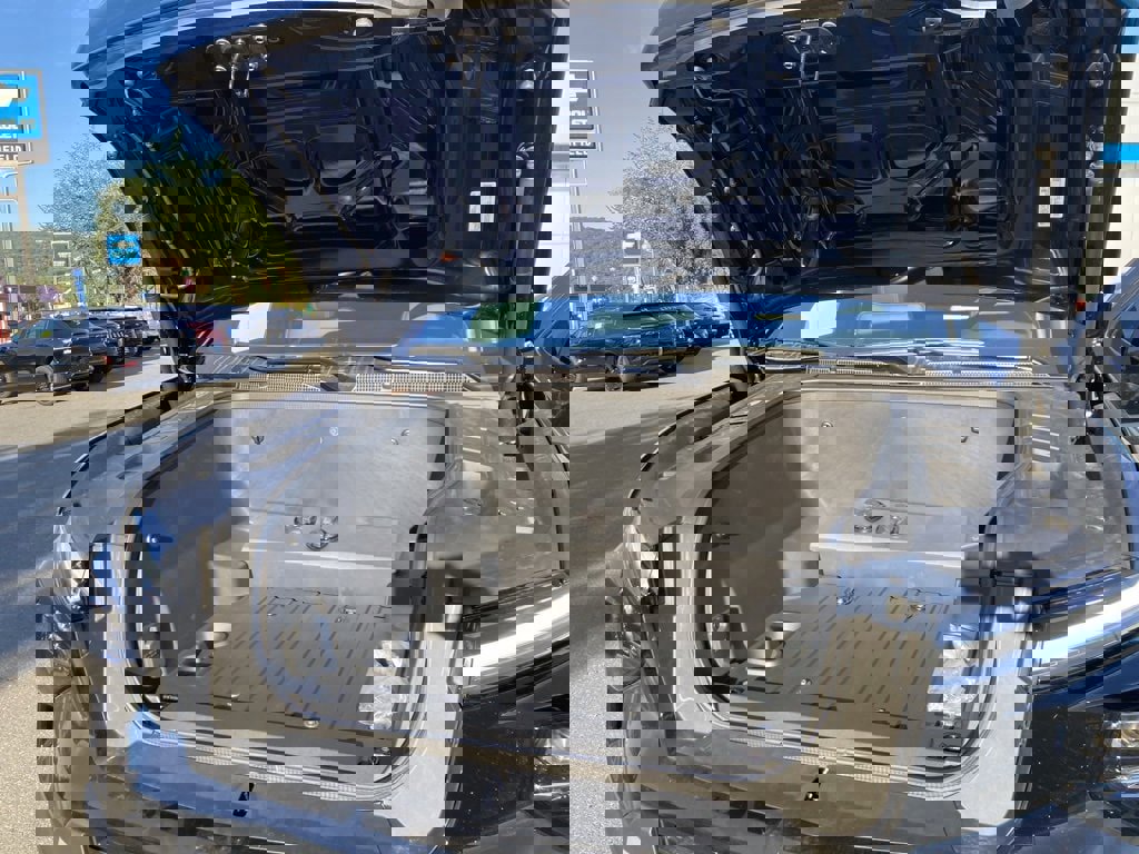 New 2026 Chevrolet Silverado EV LT image 27