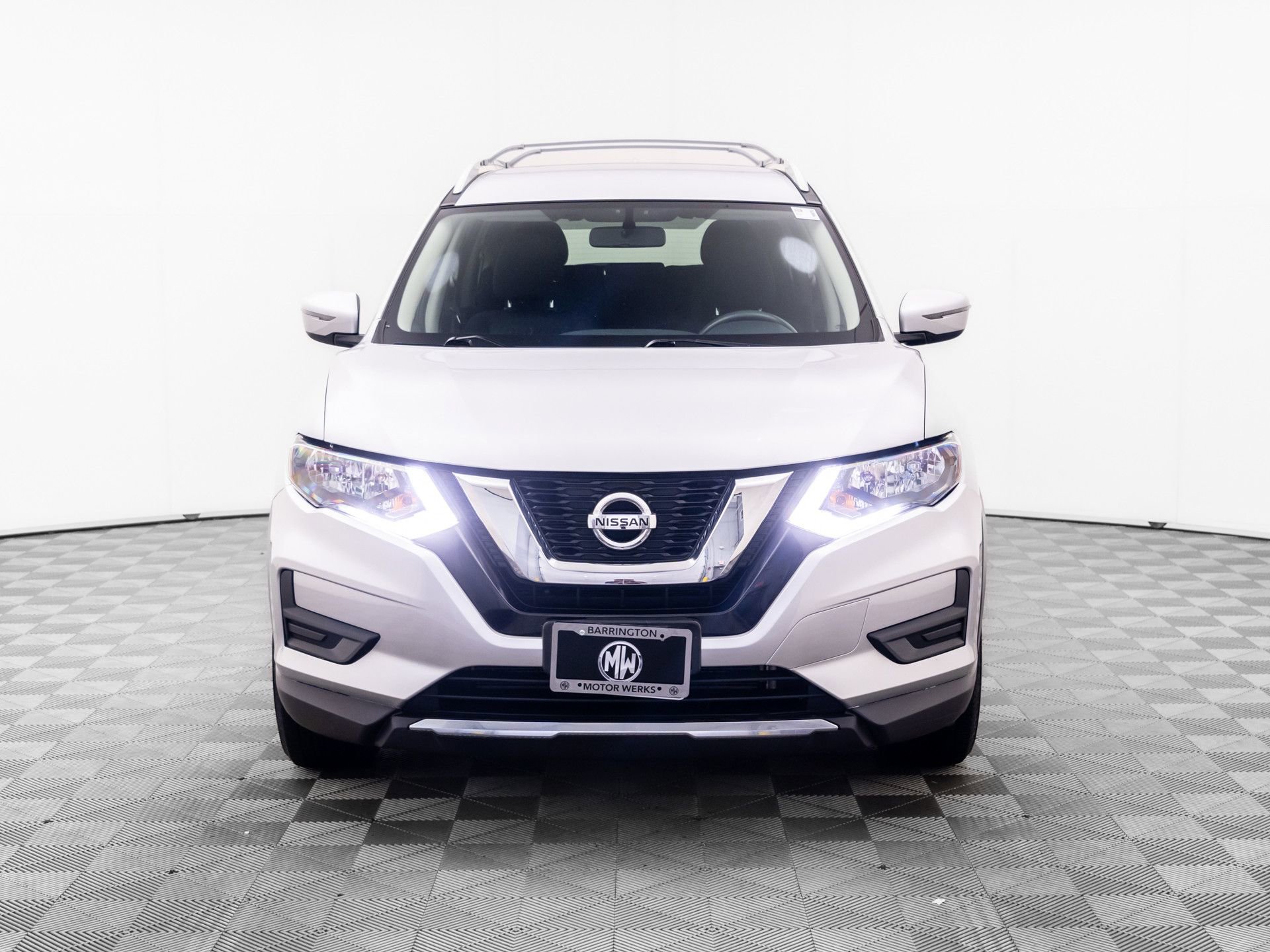 Used 2017 Nissan Rogue SV AWD/4WD image 10