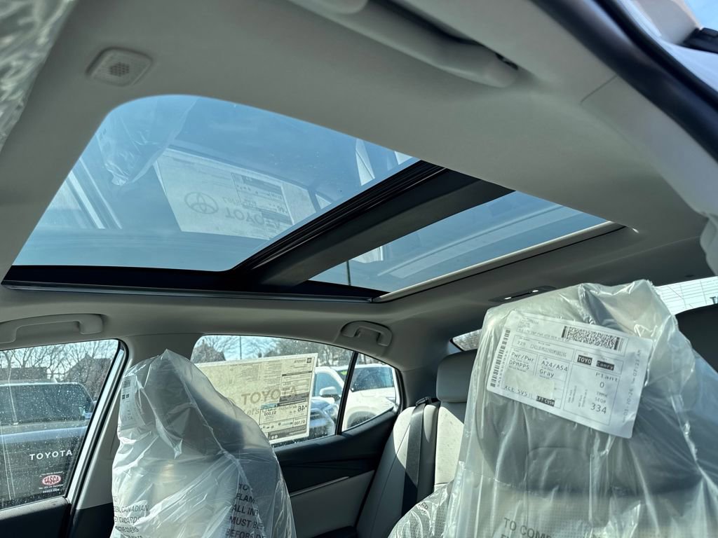 New 2026 Toyota Camry XLE image 15