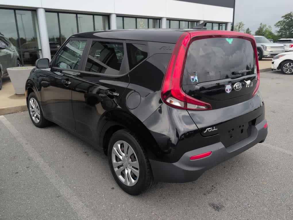 Used 2021 Kia Soul LX FWD image 6