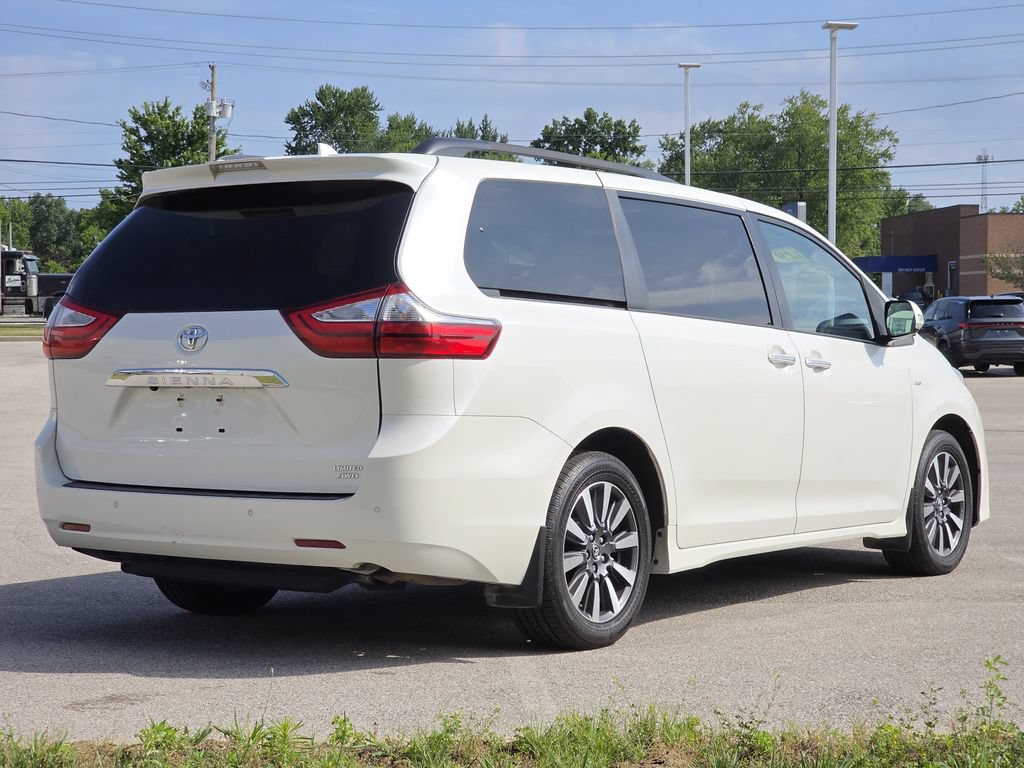 Used 2019 Toyota Sienna Limited AWD/4WD image 8