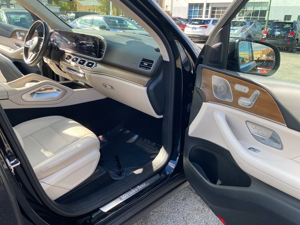 Used 2021 Mercedes-Benz GLE 350 4MATIC w/ Premium Package image 13