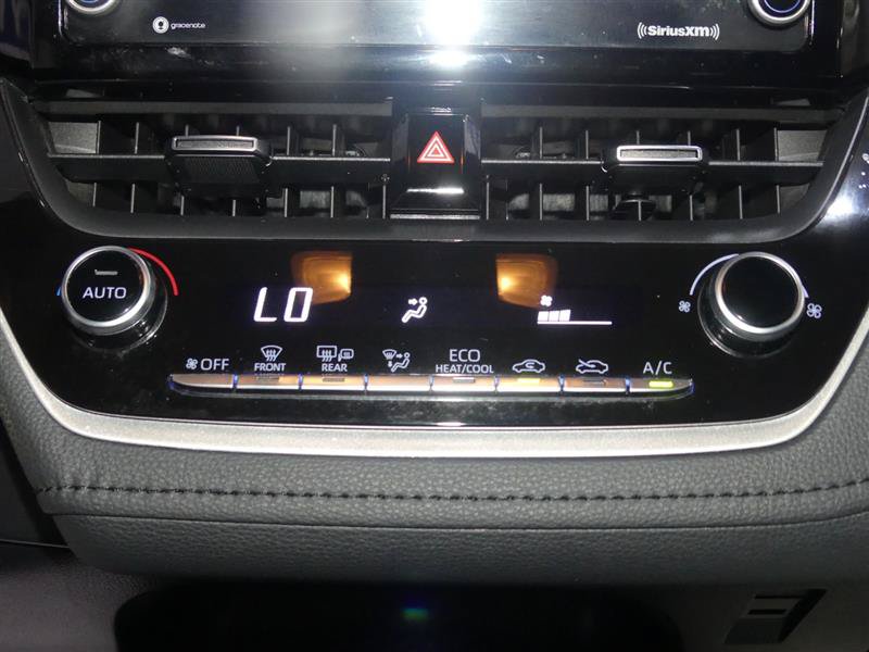 Used 2022 Toyota Corolla SE FWD image 37