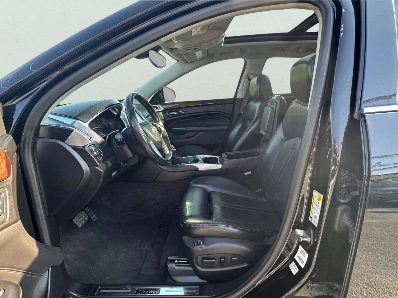 Used 2016 Cadillac SRX Luxury FWD image 14