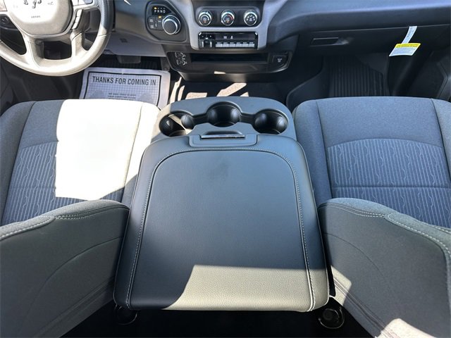 Used 2024 RAM 2500 Tradesman w/ Chrome Appearance Group image 13