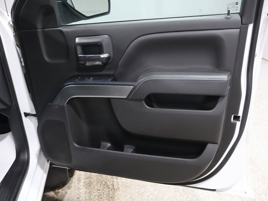 Used 2018 Chevrolet Silverado 1500 LT w/ All Star Edition image 24