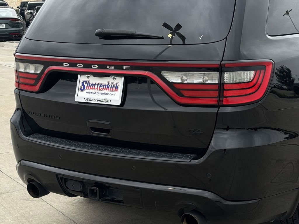 Used 2018 Dodge Durango R/T w/ Blacktop Package RWD image 6