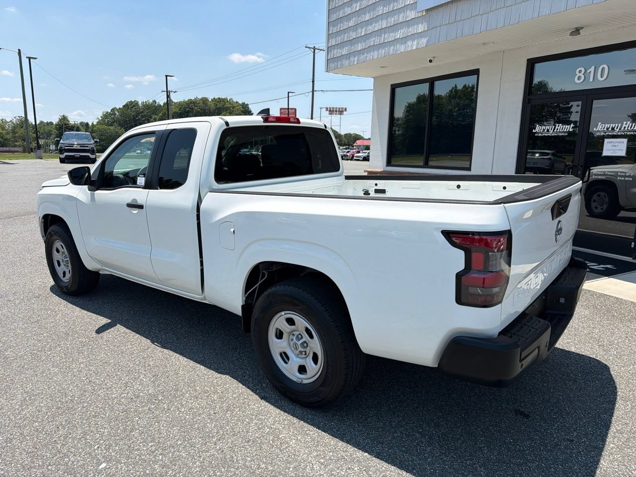 Used 2024 Nissan Frontier S w/ Technology Package RWD image 6