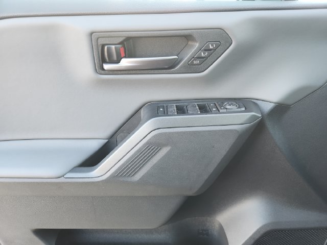 New 2026 Toyota RAV4 XSE AWD/4WD image 21