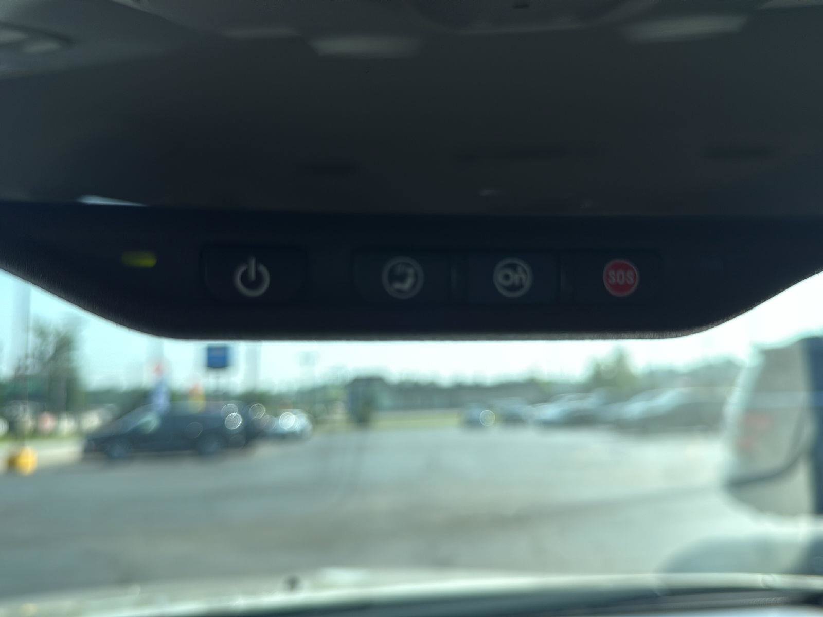 Used 2016 GMC Acadia SLE AWD/4WD image 17