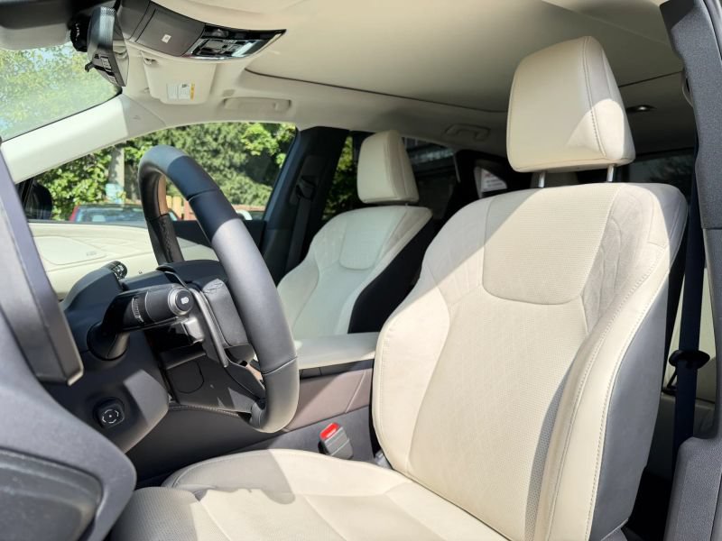 Used 2025 Lexus RX 350 w/ Convenience Package AWD/4WD image 13