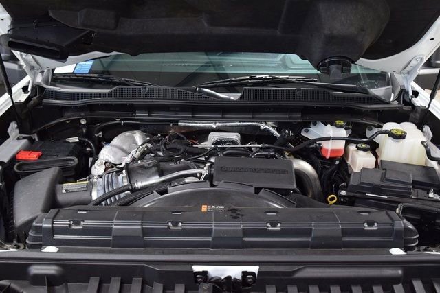 Used 2024 Chevrolet Silverado 3500 LT image 17