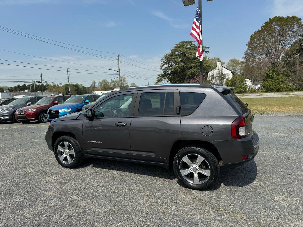 Used 2017 Jeep Compass High Altitude image 3
