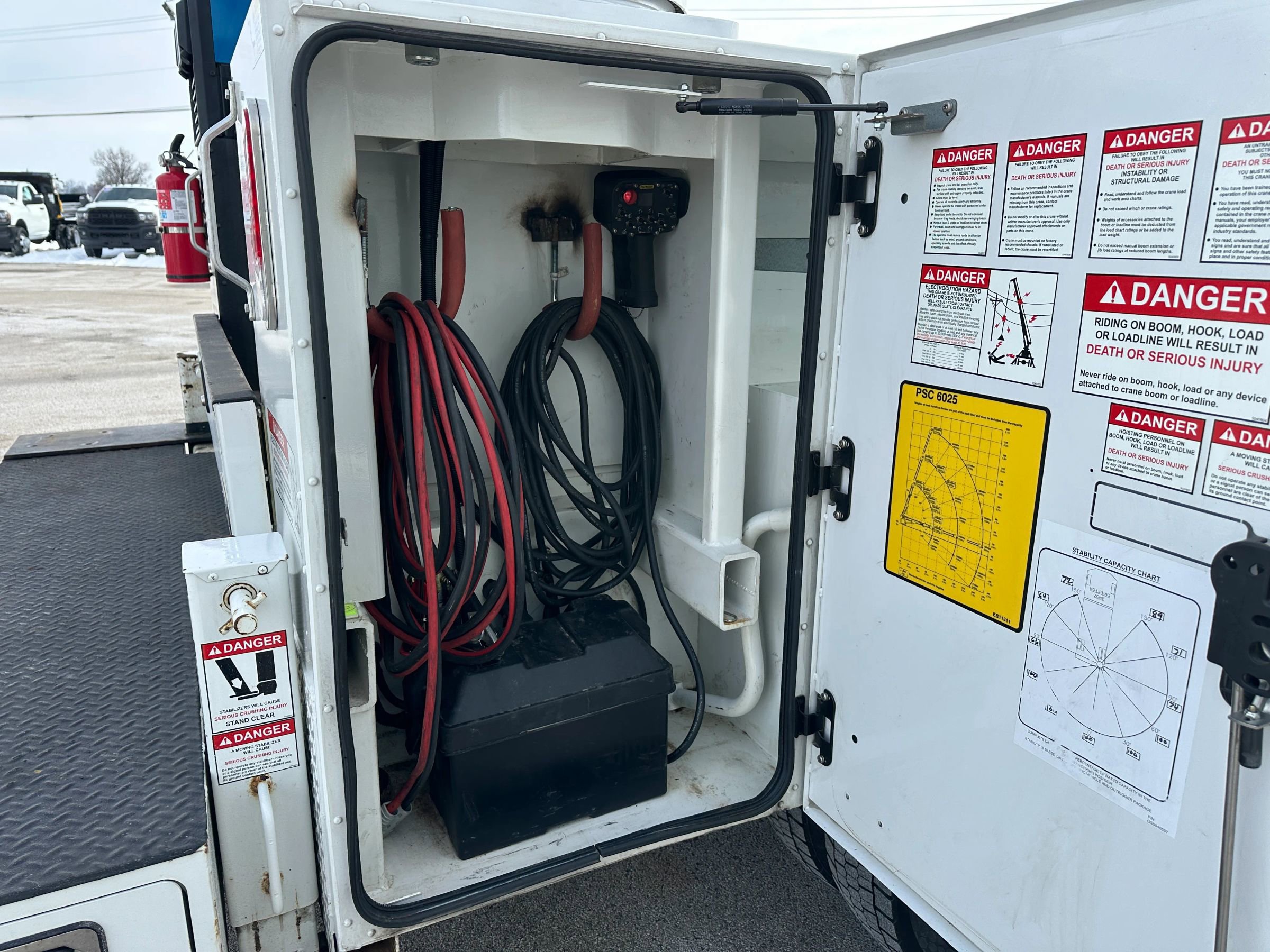 Used 2024 Ford F550 4x4 SuperCab Super Duty image 18