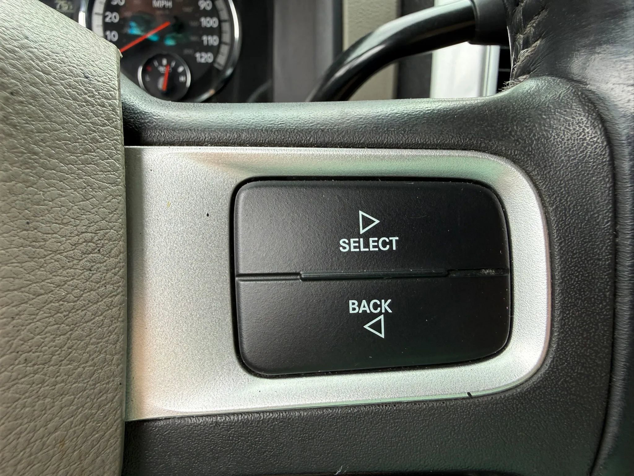 Used 2011 RAM 1500 Lone Star RWD image 14