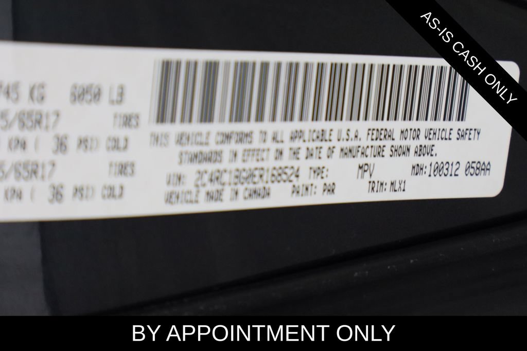 Used 2014 Chrysler Town & Country Touring FWD image 25