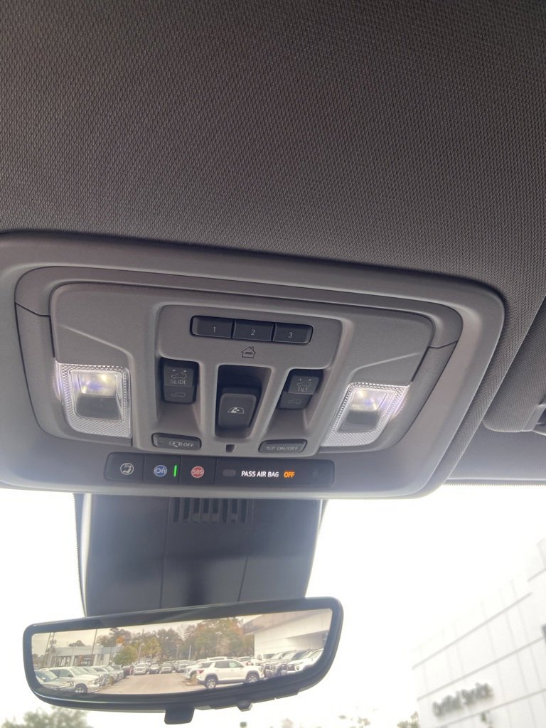 Used 2024 GMC Sierra 1500 Denali image 25