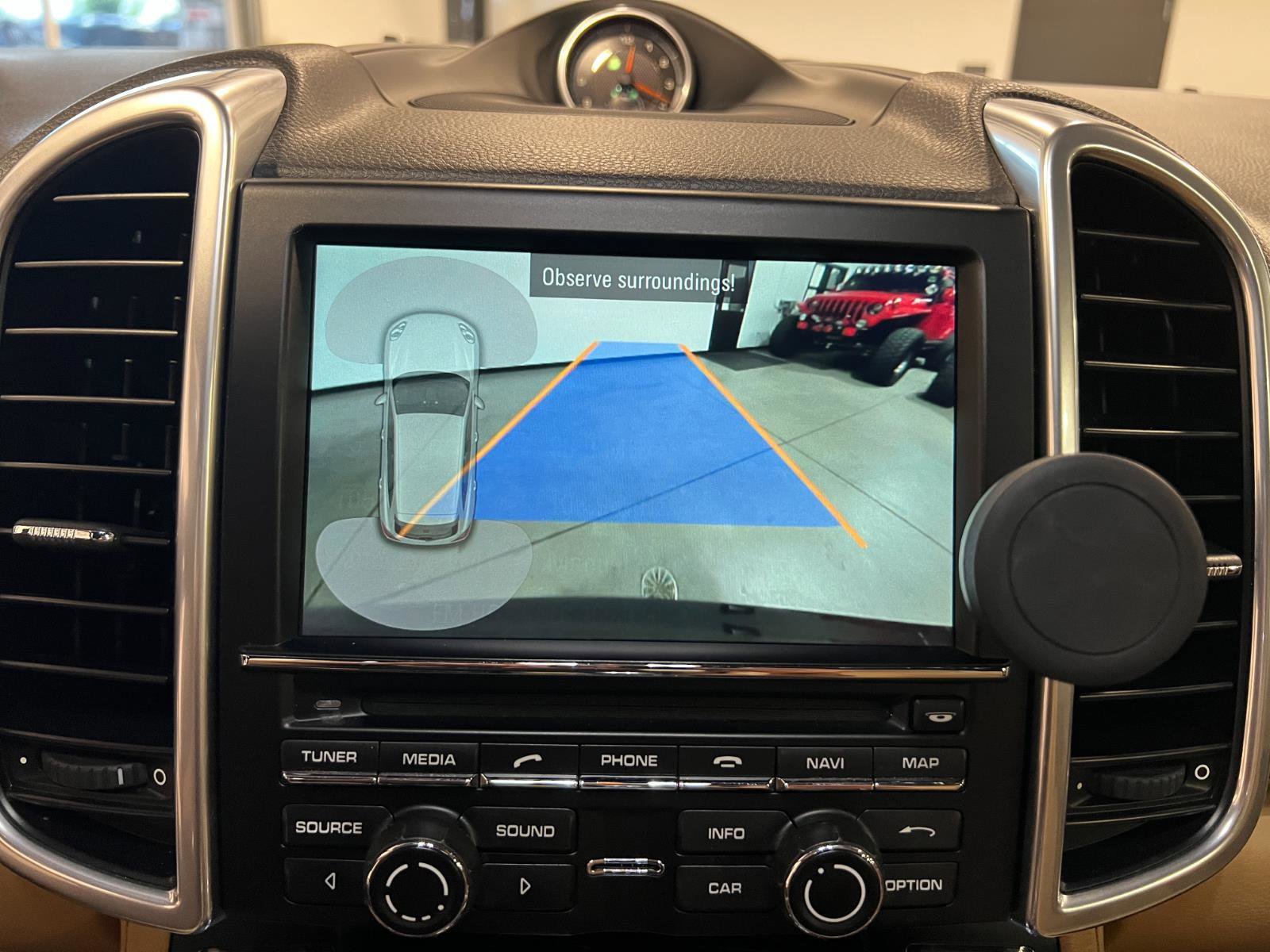 Used 2016 Porsche Cayenne S AWD/4WD image 18