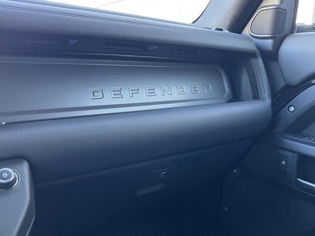 New 2025 Land Rover Defender 110 V8 image 44