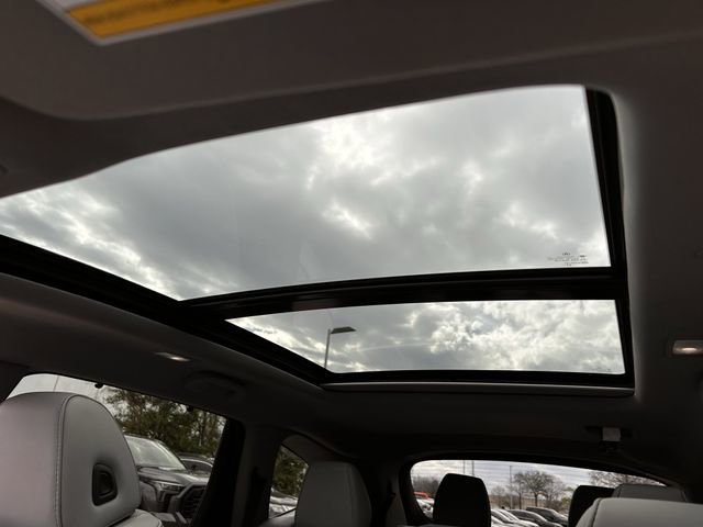 Certified 2024 Acura MDX SH-AWD w/ Technology Package image 25