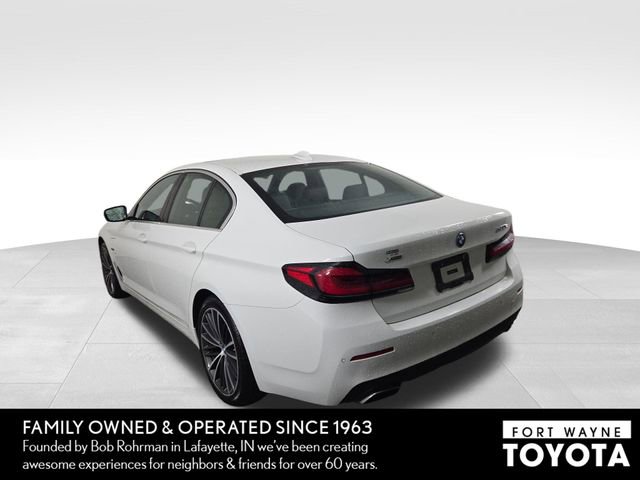Used 2023 BMW 530e xDrive AWD/4WD image 9