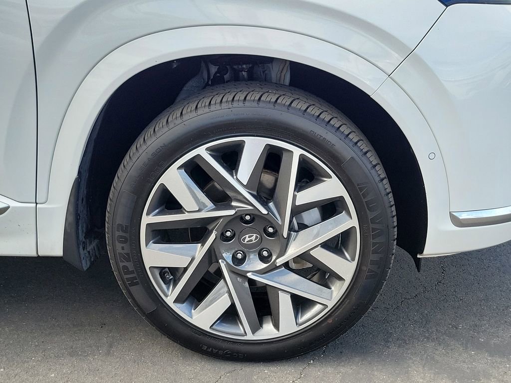 Used 2023 Hyundai Santa Fe Calligraphy w/ Cargo Package AWD/4WD image 5