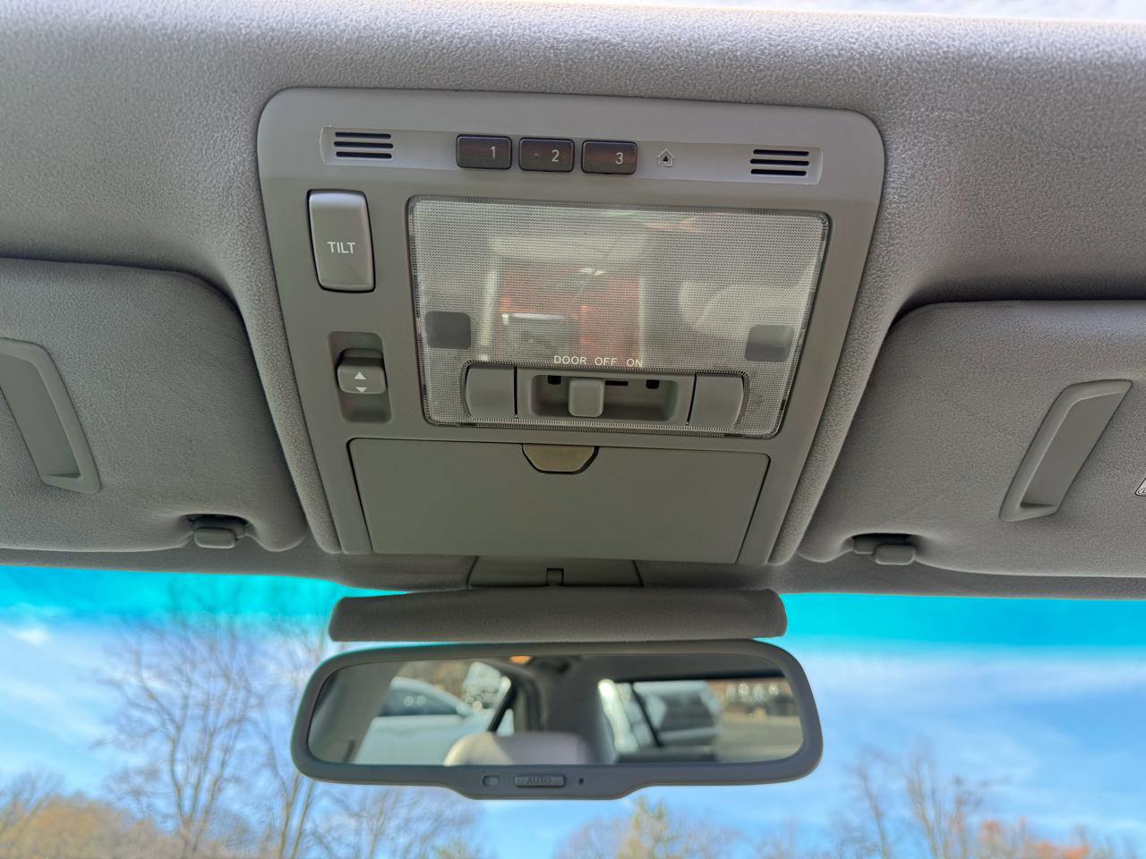 Used 2006 Lexus LS 430 image 19