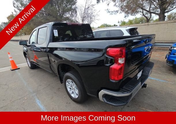 Used 2025 Chevrolet Silverado 1500 LT w/ LPO, Dark Essentials Package RWD image 5
