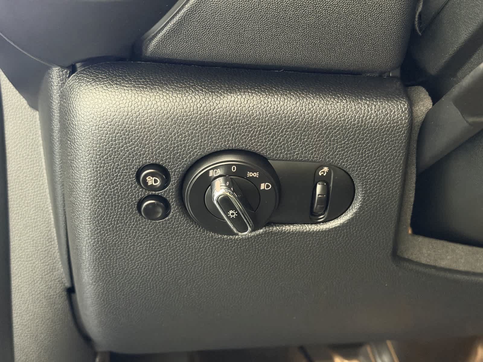 Used 2024 MINI Cooper SE w/ MINI Resolute Edition FWD image 14