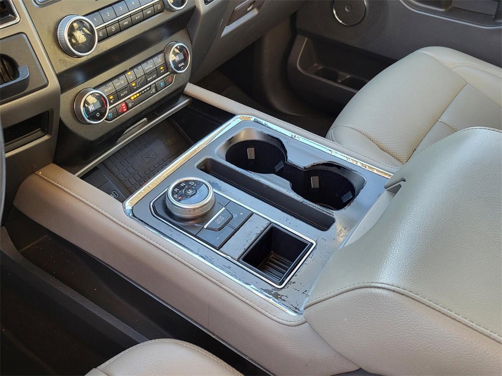 Used 2021 Ford Expedition XLT image 29