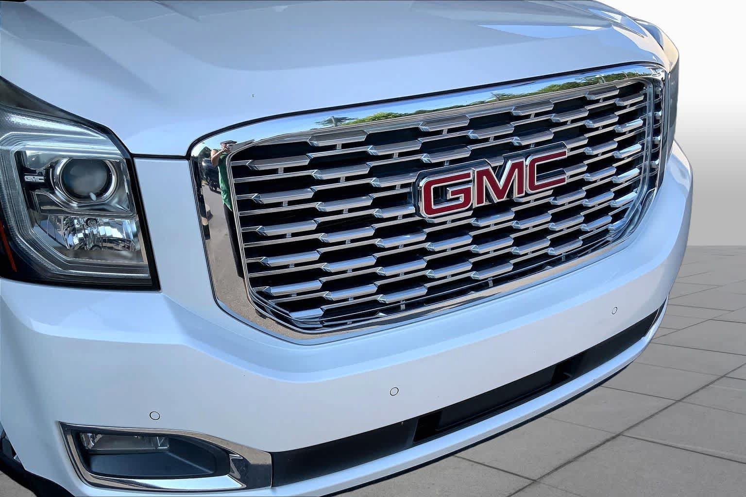 Used 2019 GMC Yukon XL Denali w/ Denali Ultimate Package RWD image 31