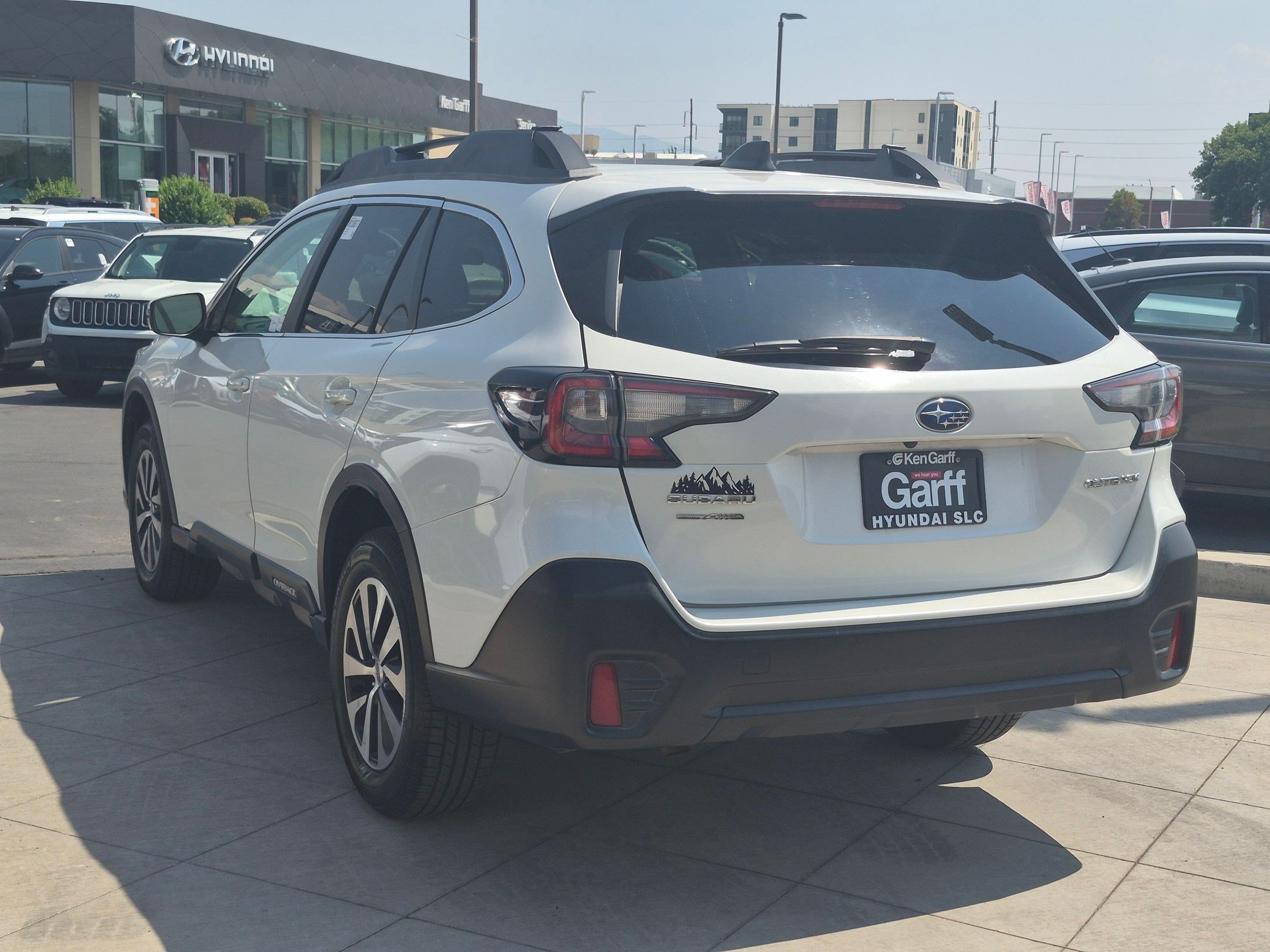 Used 2021 Subaru Outback Premium AWD/4WD image 7