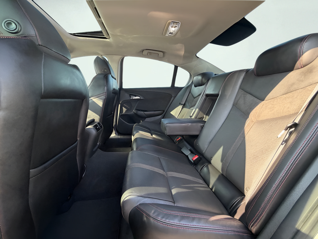 Used 2015 Chevrolet SS RWD image 21