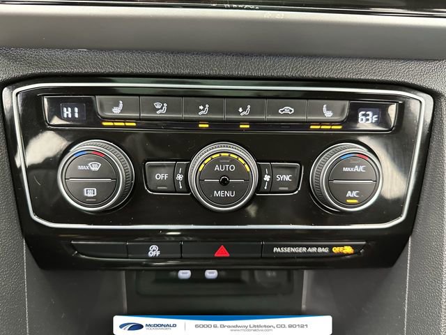Used 2022 Volkswagen Atlas Cross Sport SEL R-Line AWD/4WD image 19