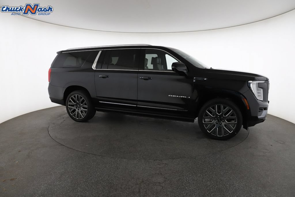 Used 2025 GMC Yukon XL Denali Ultimate AWD/4WD image 15
