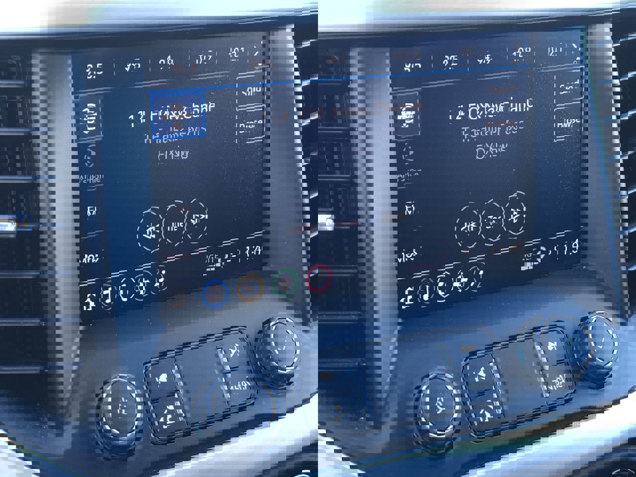 Used 2023 GMC Acadia SLE w/ Driver Convenience Package image 21