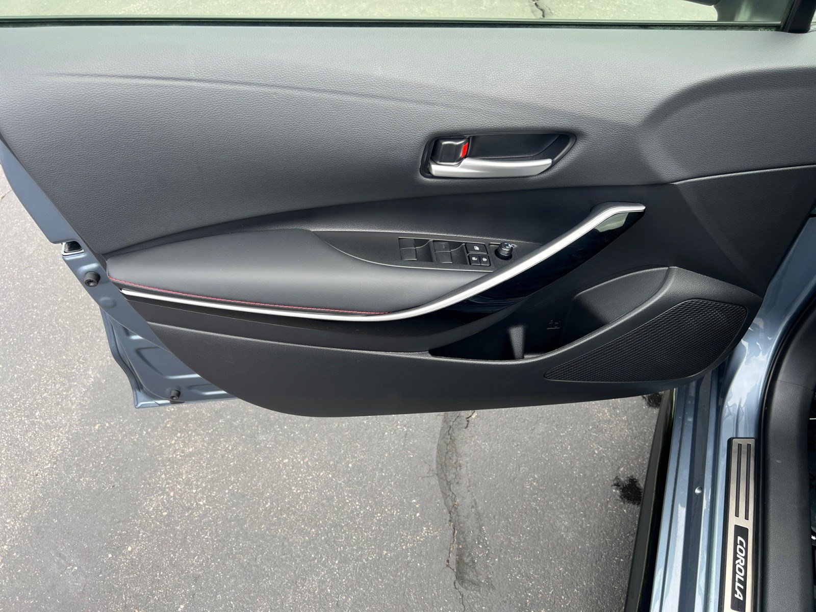 Certified 2026 Toyota Corolla XSE w/ Carpet Mat Package (TMS) FWD image 9