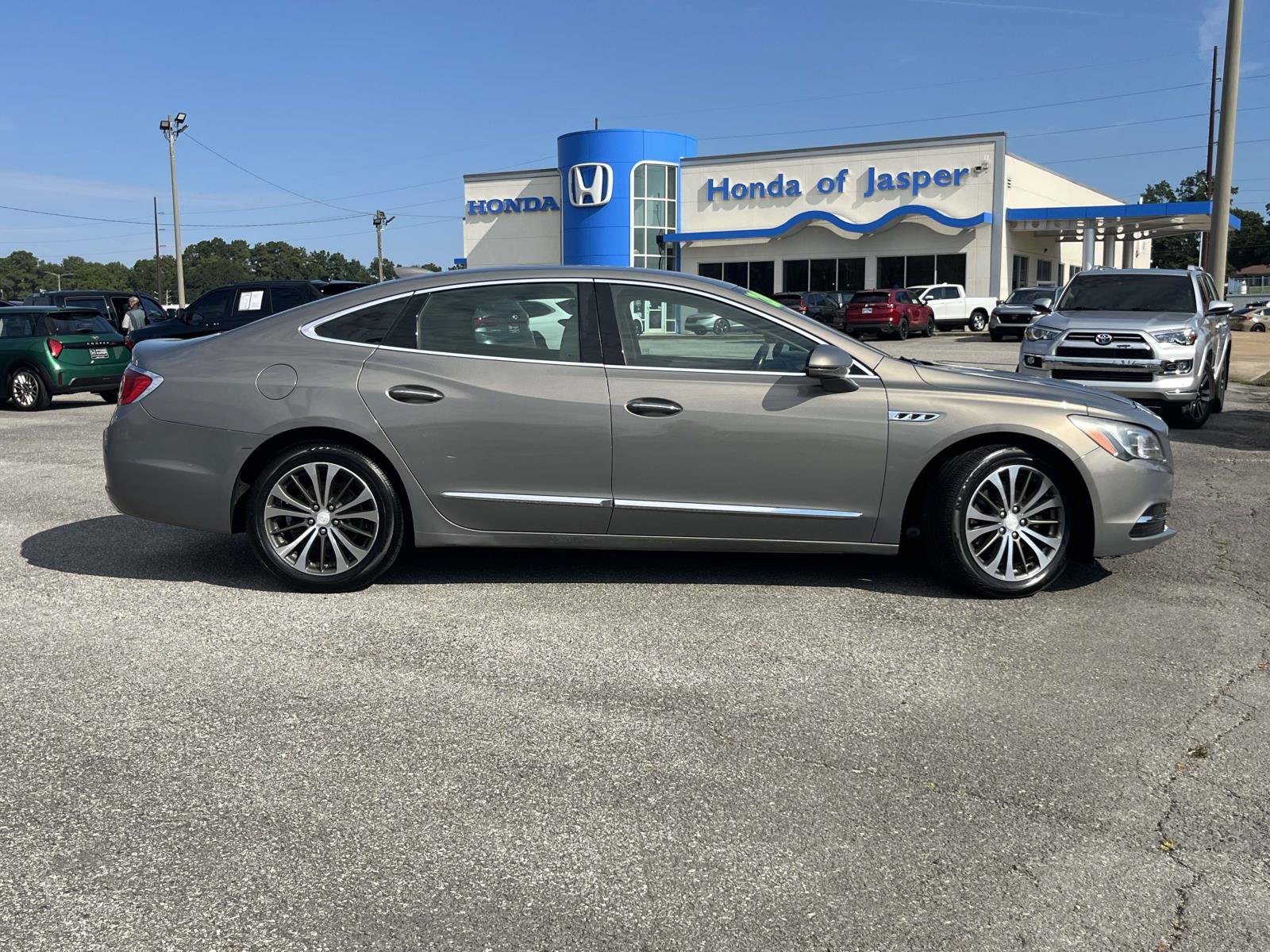 Used 2017 Buick LaCrosse Essence w/ Sights and Sounds Package FWD image 2