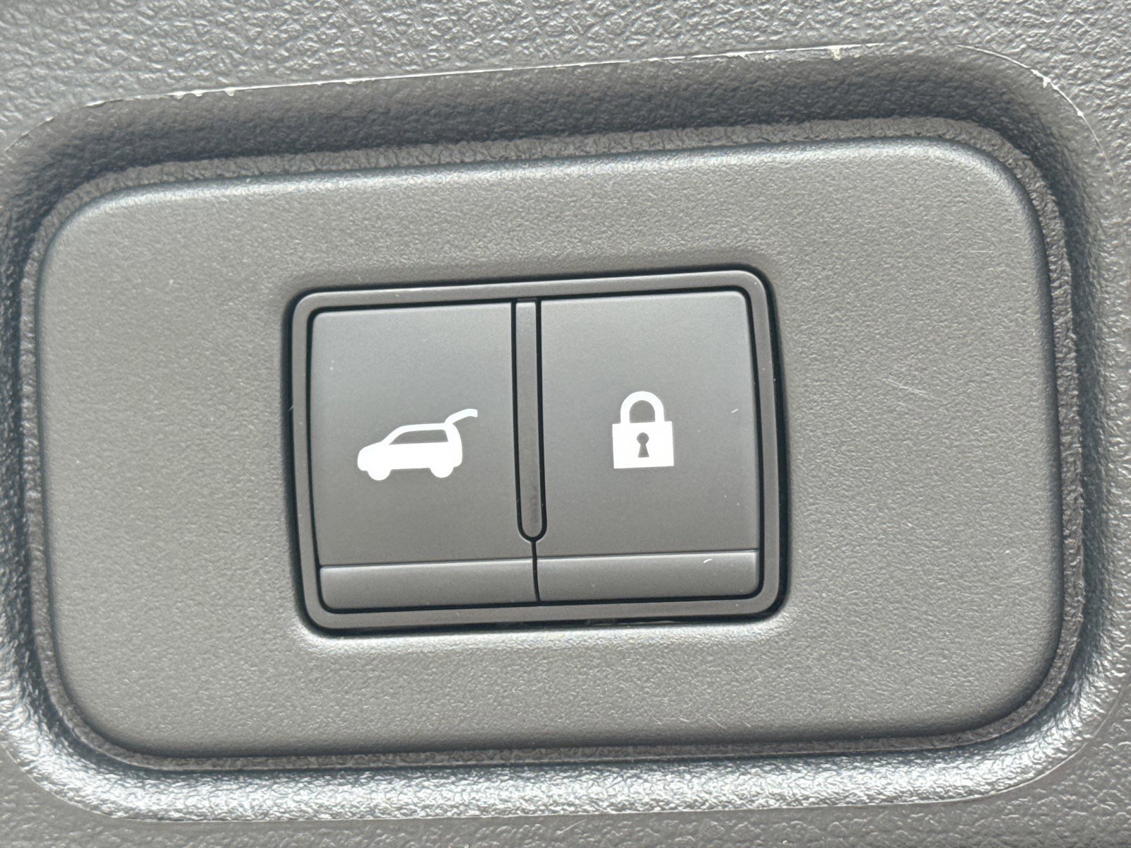 New 2026 Nissan Pathfinder SV w/ Cargo Package FWD image 19