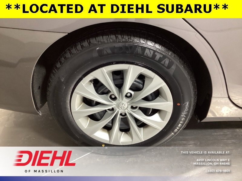 Used 2017 Toyota Camry LE image 9